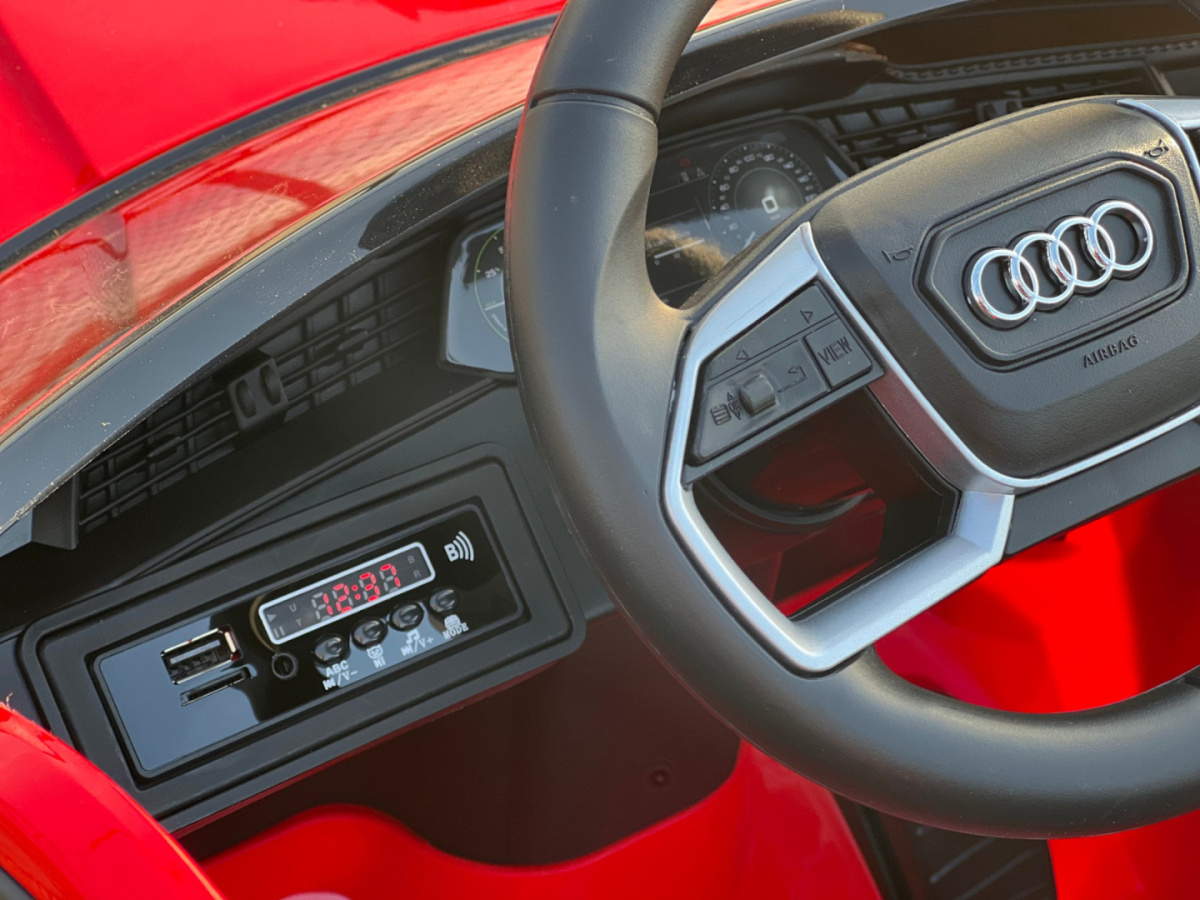 Audi E-Tron Sportback- Czerwony - obrazek 7