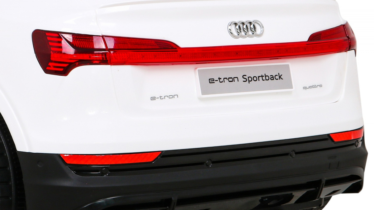 Audi E-Tron Sportback- Biały - obrazek 11