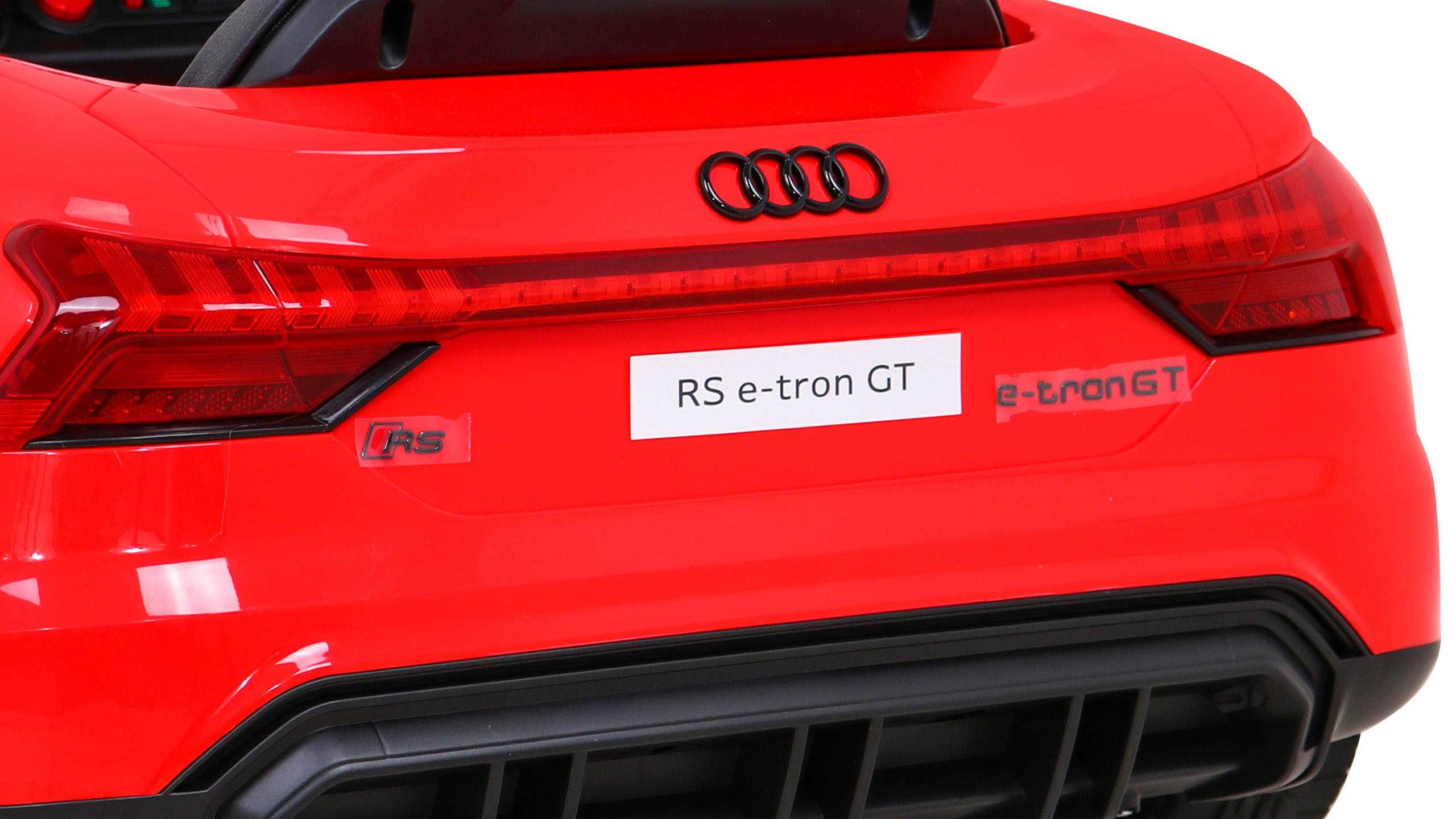 Audi RS E-Tron GT Czerwony - obrazek 7