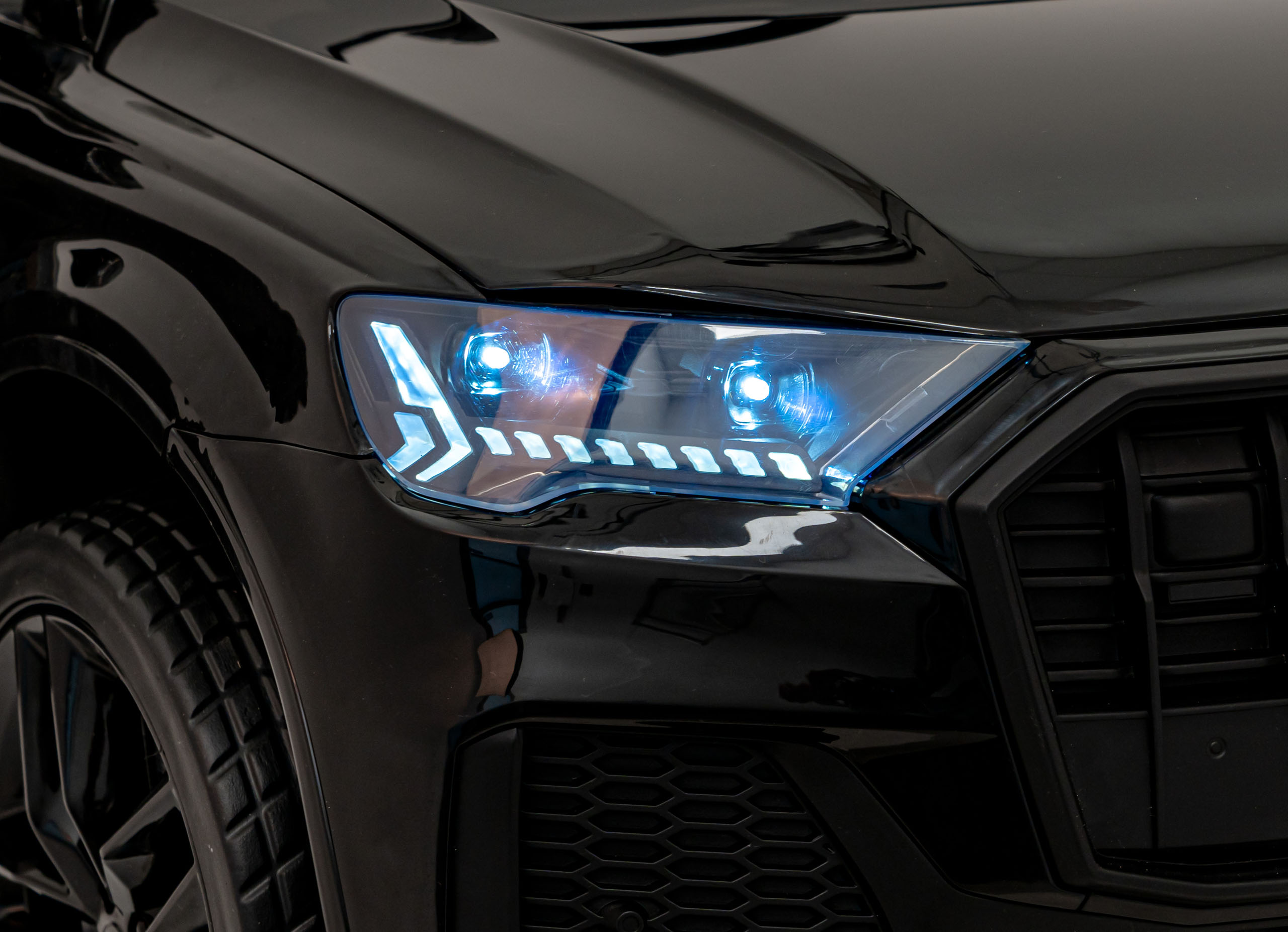 Audi Q7 NEW LIFT Czarny - obrazek 7